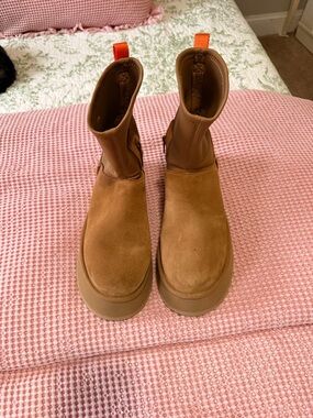 Ugg Classic Dipper Boots